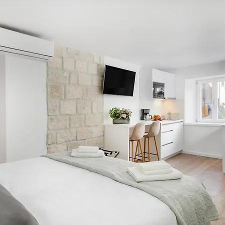 Feel Like An Emperor * スプリト