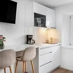 Feel Like An Emperor Apartman Split